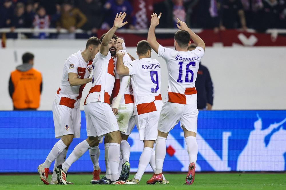 去年两队交 去年两队交